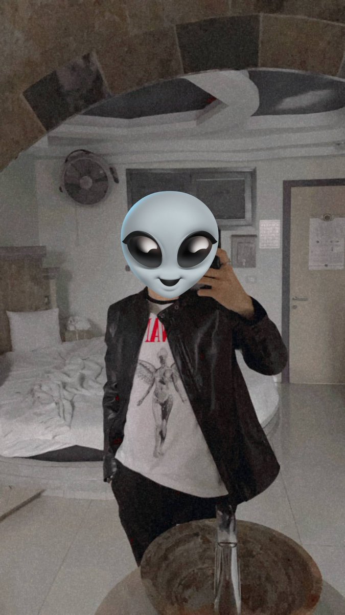 𝕹𝖔𝖘𝖙𝖆𝖑𝖌𝖎𝖆 tweet media