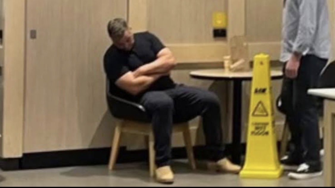 Thomas A. Anderson 🎗️ tweet media