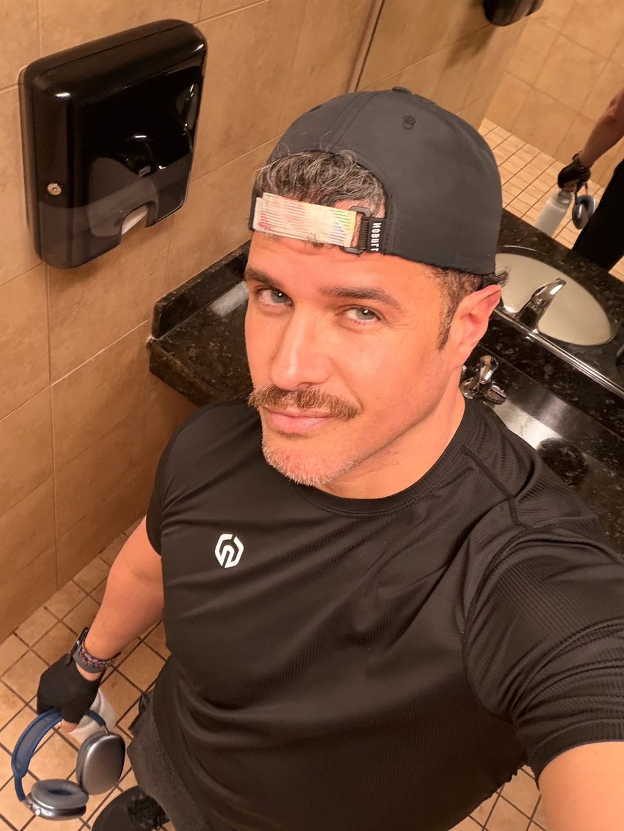 Miles Davis Moody tweet media