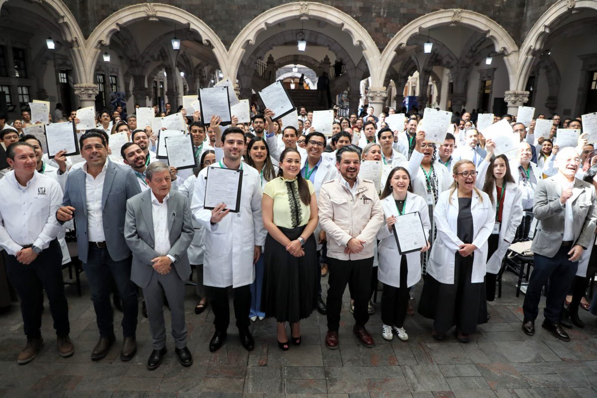 Zoé Robledo tweet media