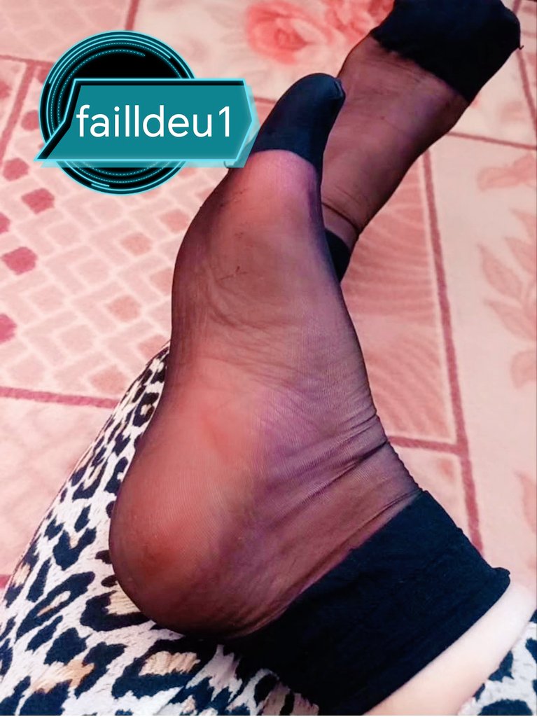 الملكه نور tweet media