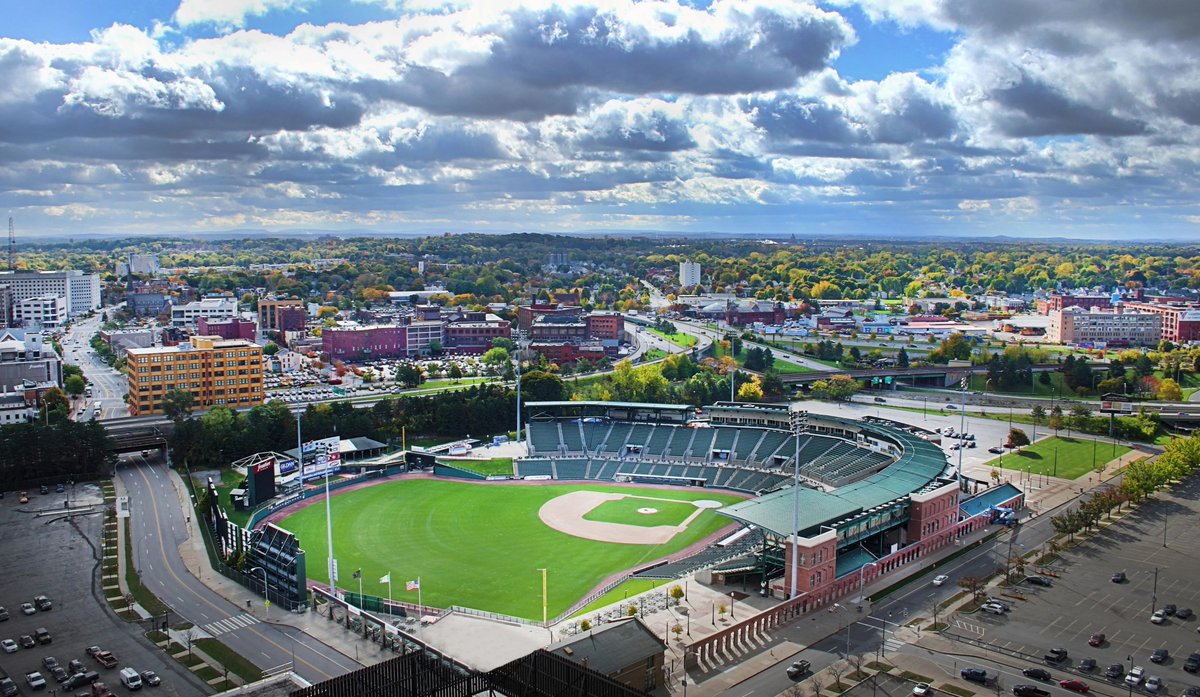 TheNatsReport's tweet image. Our #RedWings beat reporter @BWadeRoc has you covered tonight as the @RedWings take on the #Jacksonville Jumbo Shrimp

thenatsreport.com/live-washingto…