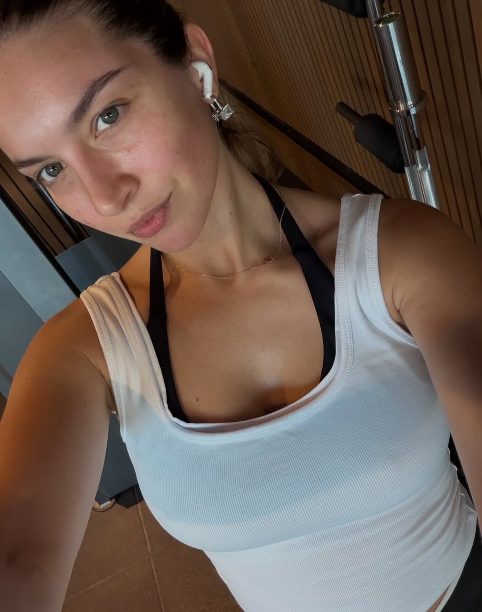 Sσƒία ƒєяηαη∂ᥱz (@soffifernandeez) on Twitter photo 