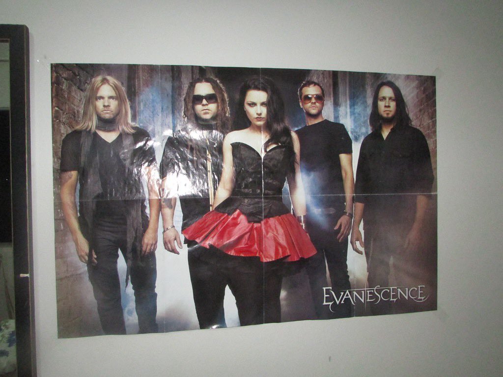 Violet Harmon tweet media