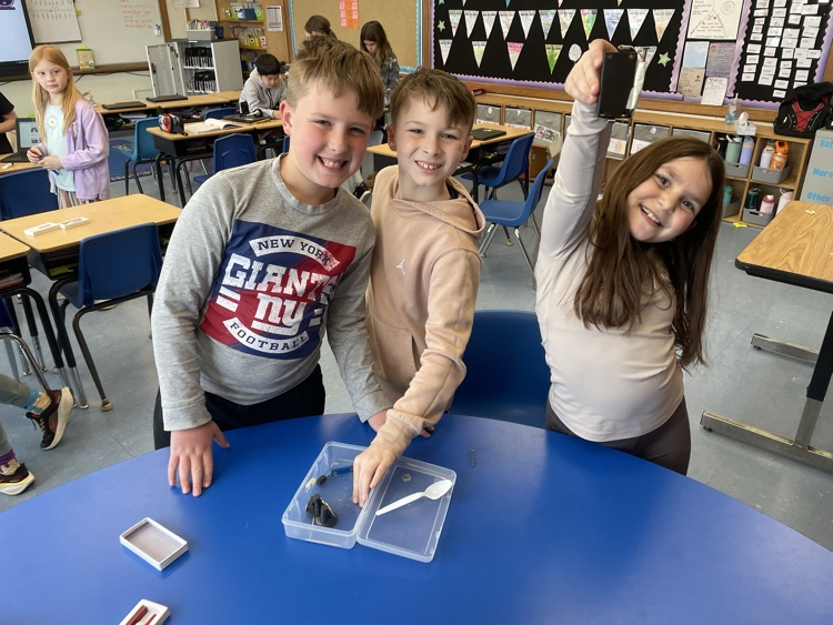 Washington School tweet media