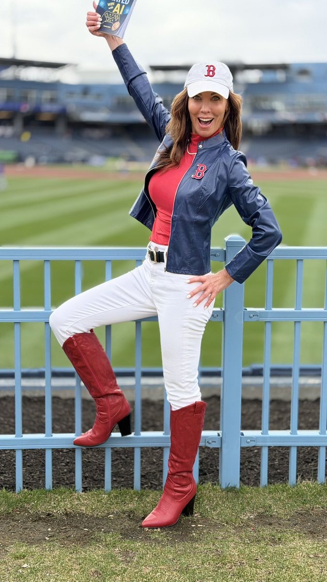 GracePerry7's tweet image. Amazing! @RedSox @rogerclemens