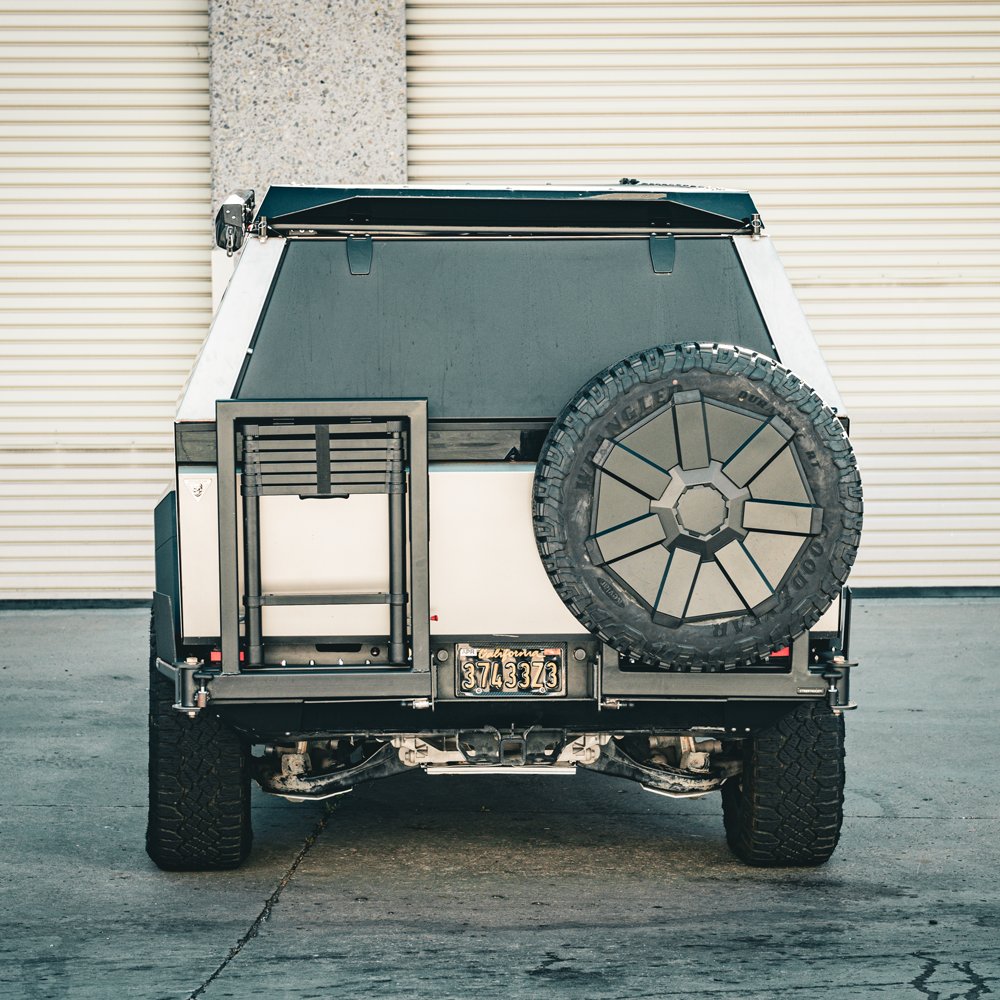 CYBERTRUCKco's tweet image. Opened vs closed

#cybertruck #winch #offroadrecovery #Tire #cybertruckco