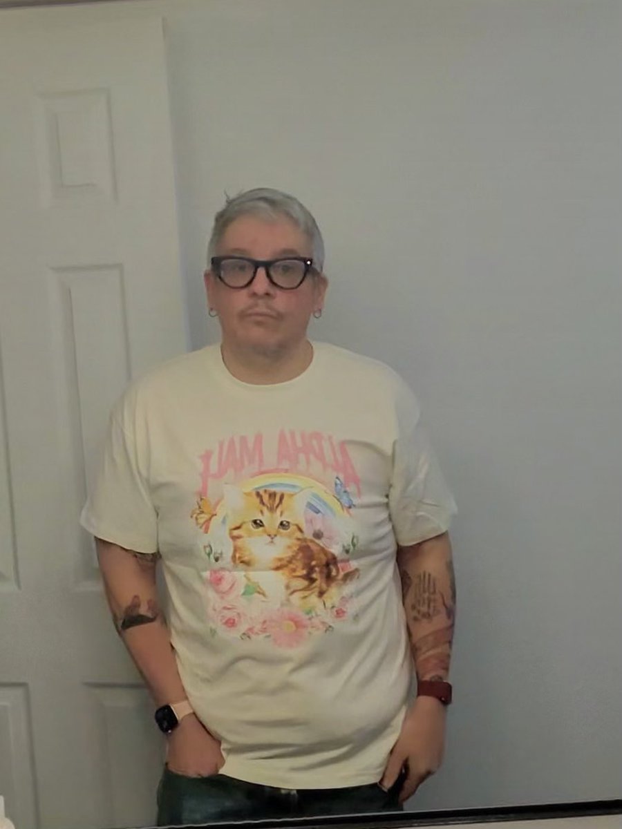 FPrimeX is the Life of a Showgirl(boy)𓅃 tweet media