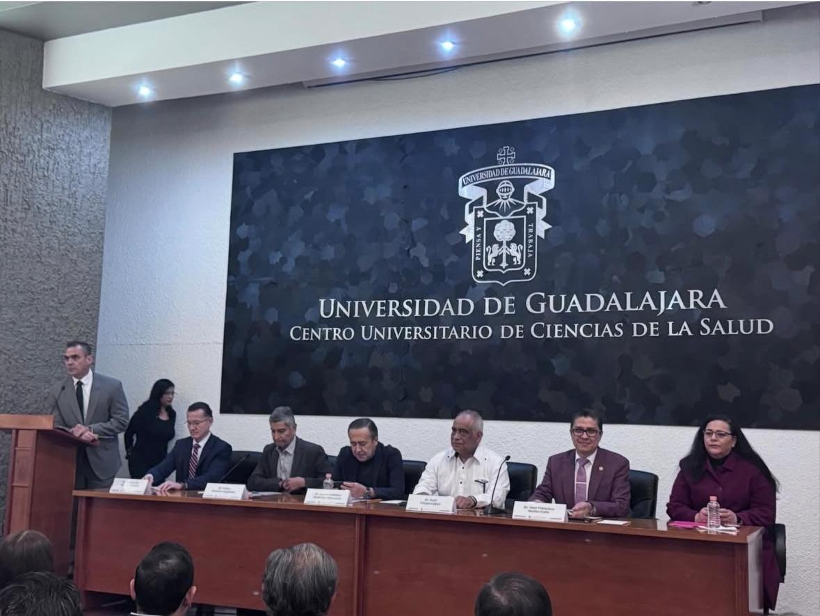 lfmoreno21's tweet photo. Foro de Ex Rectores del CUCS. Trabajando de manera colaborativa para  el Plan de Desarrollo https://t.co/iA8yCa0gs0
