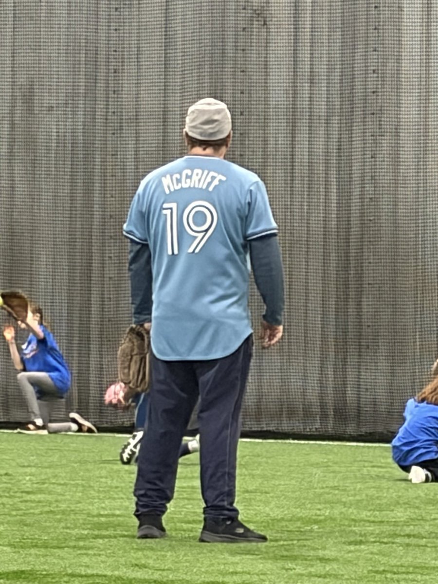 Backhand Sauce Mark tweet media