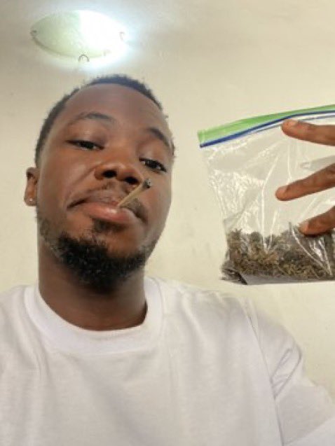 CEDA 🥀 🍃 tweet media