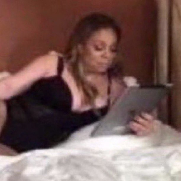 sandro ☀️ ˚⋆ฺ tweet media