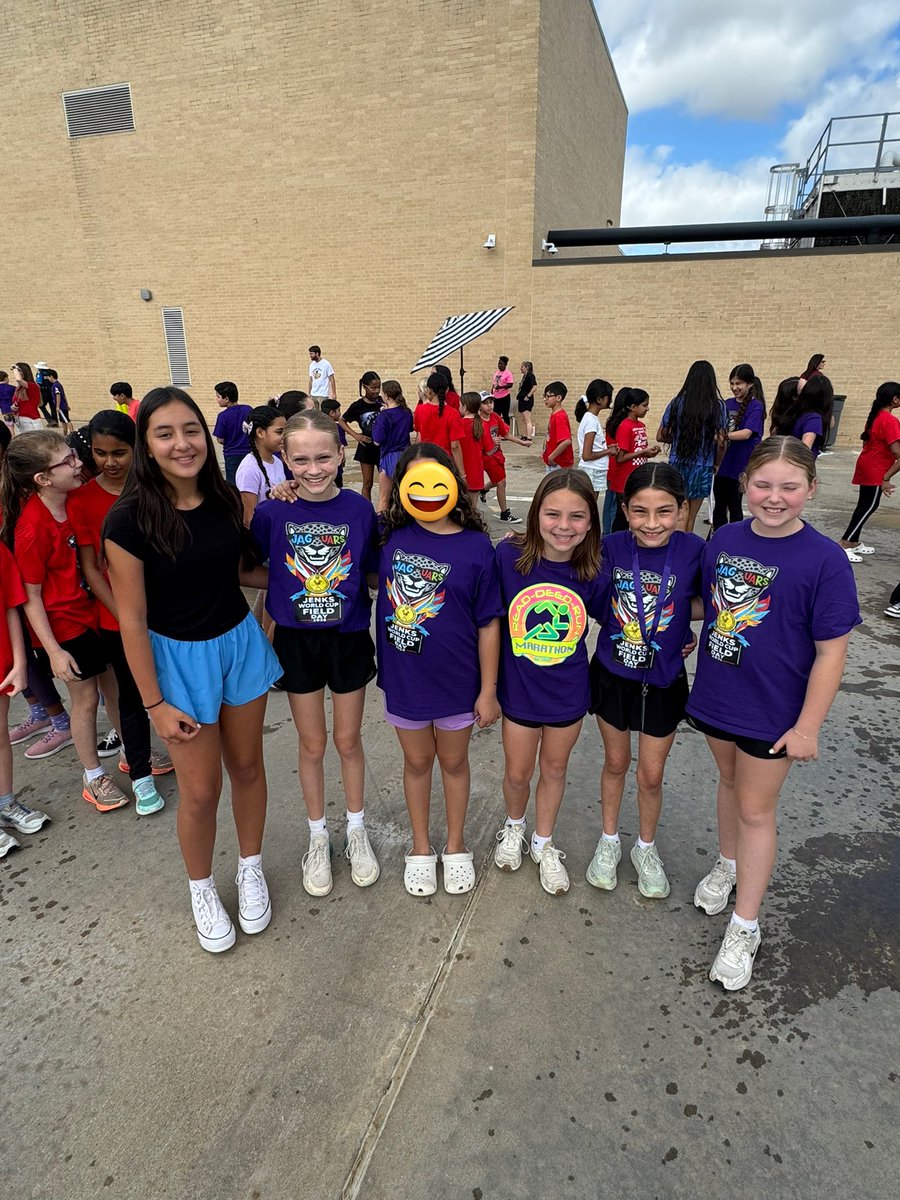 JPelatzky's tweet image. Field Day fun in full swing {Part 1} #MakingMemories #5thGradeFun @MJEjags @MJEFifthGrade