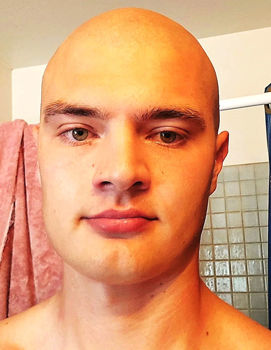 smooth shaver tweet media