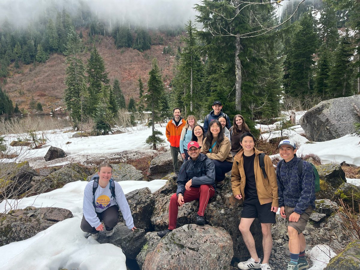 University of Washington tweet media