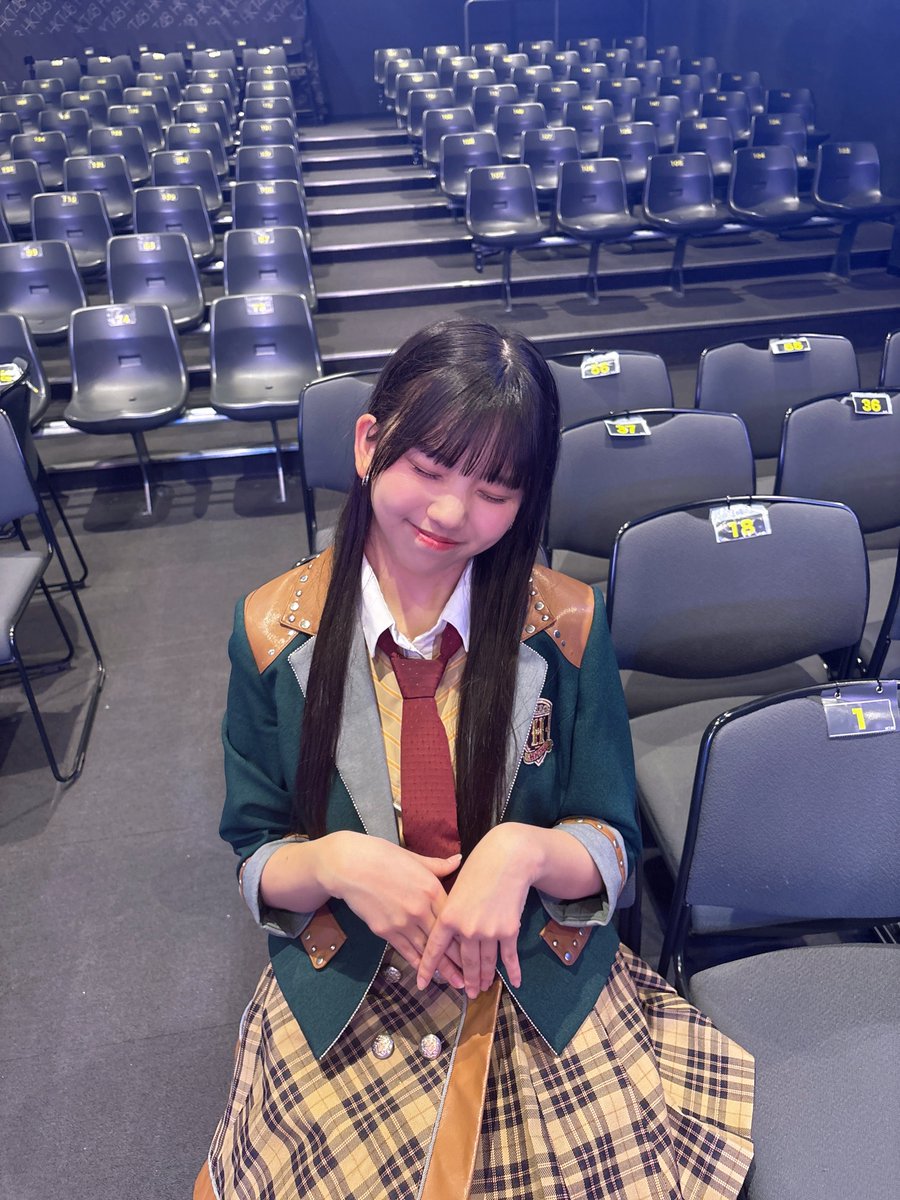 長野 らら tweet media