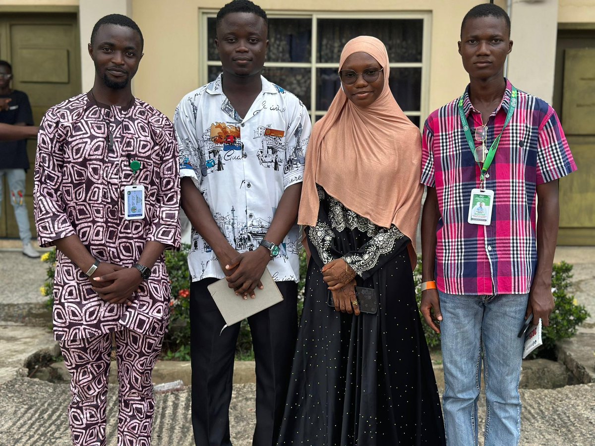 H🎀💗 tweet media