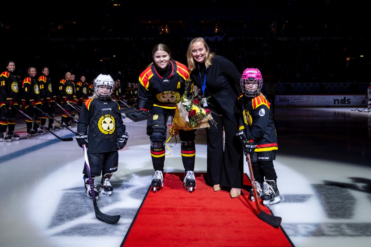 Svenska Spel Damhockeyligan tweet media