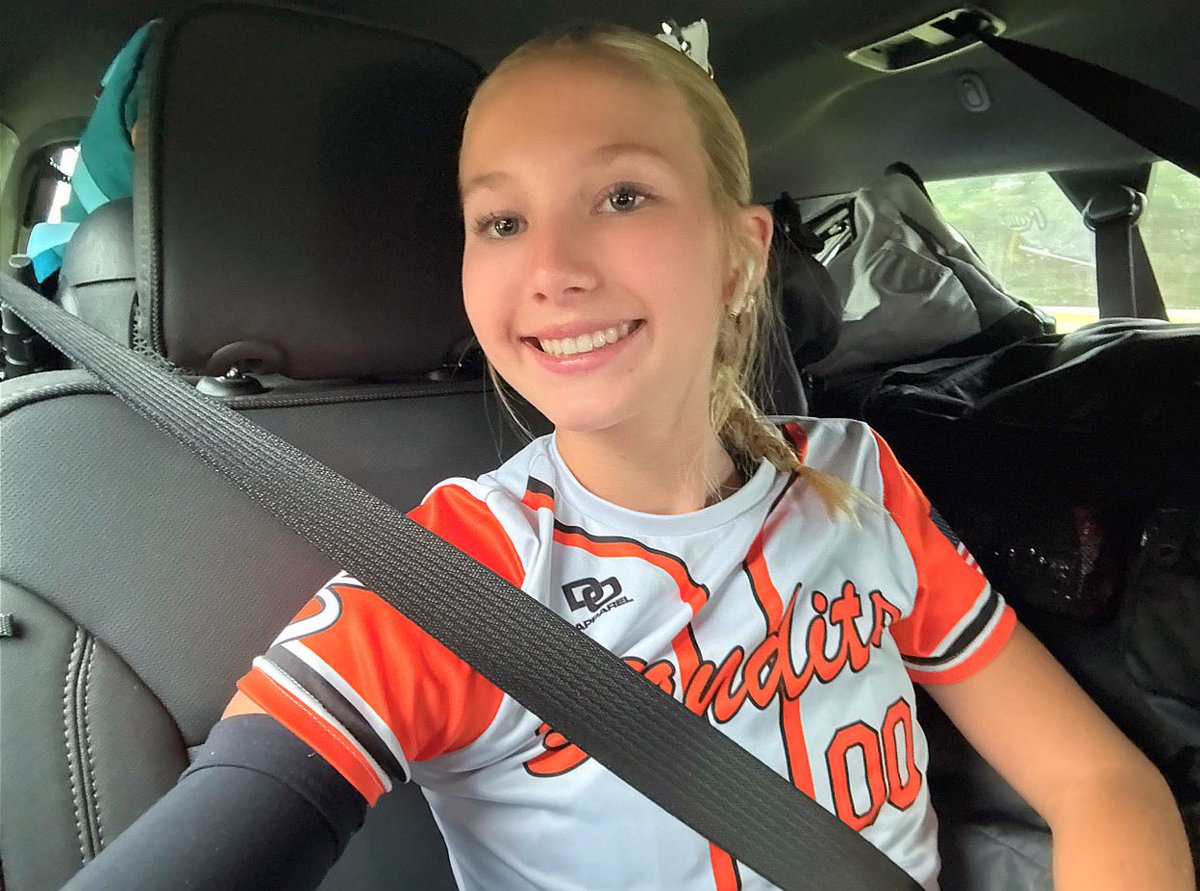 Riley Mae Smith tweet media