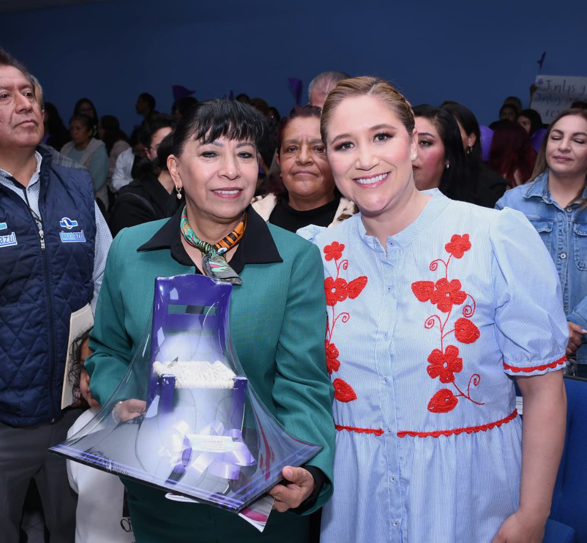 Ana Muñiz Neyra tweet media