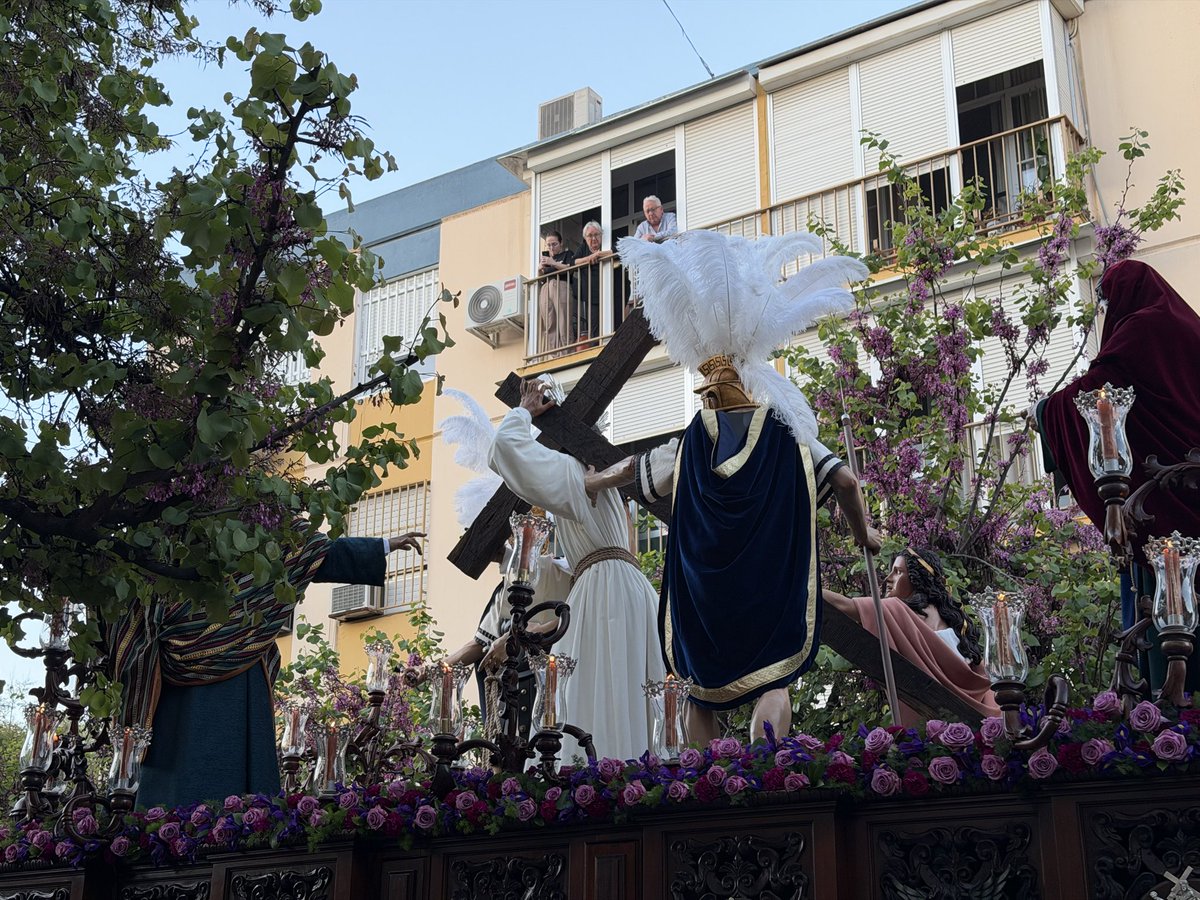 ByE_PoligonoSur's tweet photo. 🟢⚫️ #ByE26 |
⏰ 19:30
📍Getsemaní
#SomosBendiciónyEsperanza #PolígonoSur #SalyLuz #ViernesdeDolores26 https://t.co/hGZprxMUKG