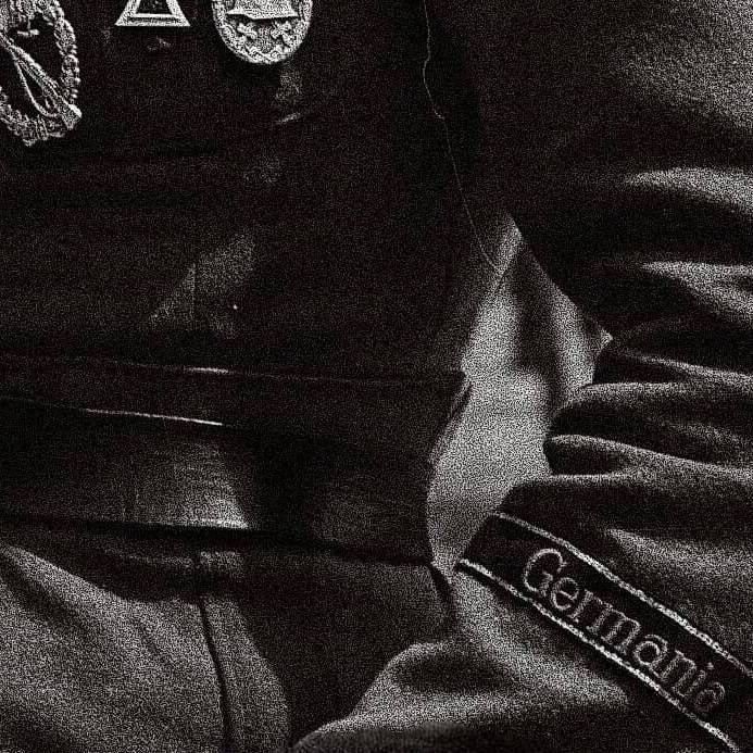 𝕰𝖘𝖔𝖙𝖊𝖗𝖗𝖔𝖗𝖎𝖘𝖒 tweet media