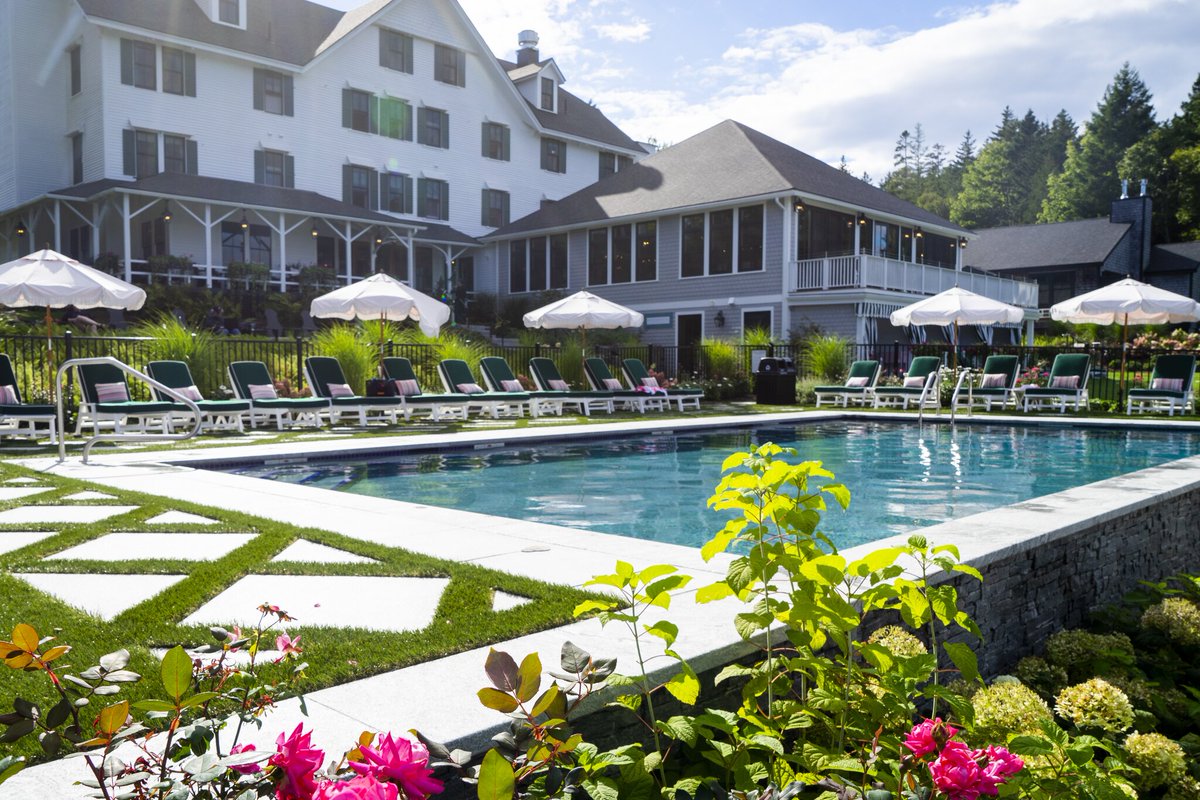 visitmaine's tweet image. Vacation planning mode: activated. 📅 #MaineThing 

📸: Capshore Photography 
📍: The Claremont