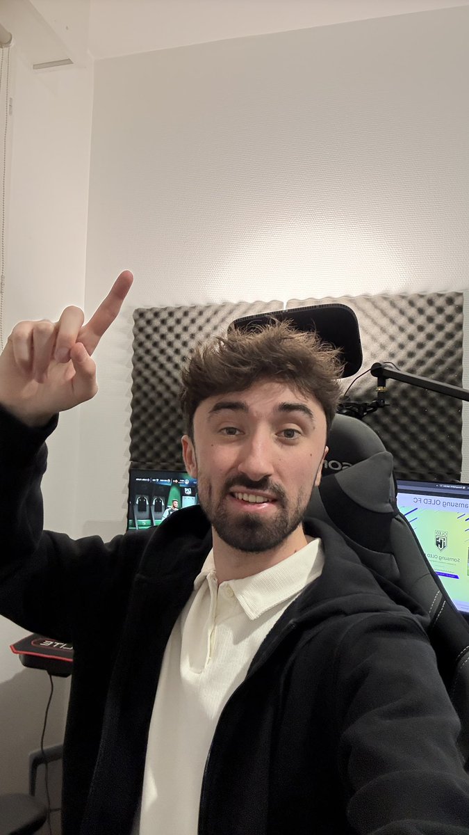 _MaatM_'s tweet photo. C’est maintenant 🔥
Rendez-vous sur Twitch avec Samsung Odyssey à l’occasion de l’événement OLED FC 📺
Avec @Vitality_RocKy & @ThipOff on représente la France 🇫🇷
👉🏻 https://t.co/iO8K2qhGn3
@Samsung @SamsungFR
#ad #odysseypartner #oledfc https://t.co/GuMmD2jjGa