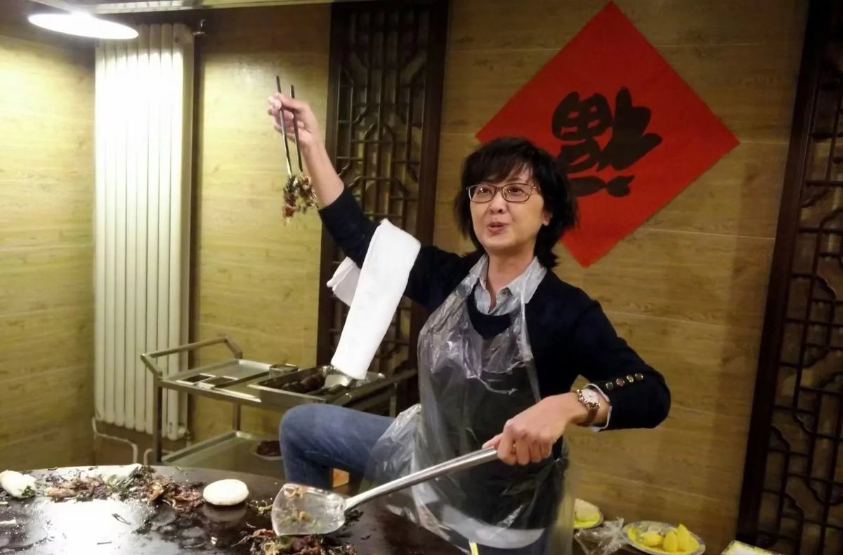 jacqueline valoz tweet media