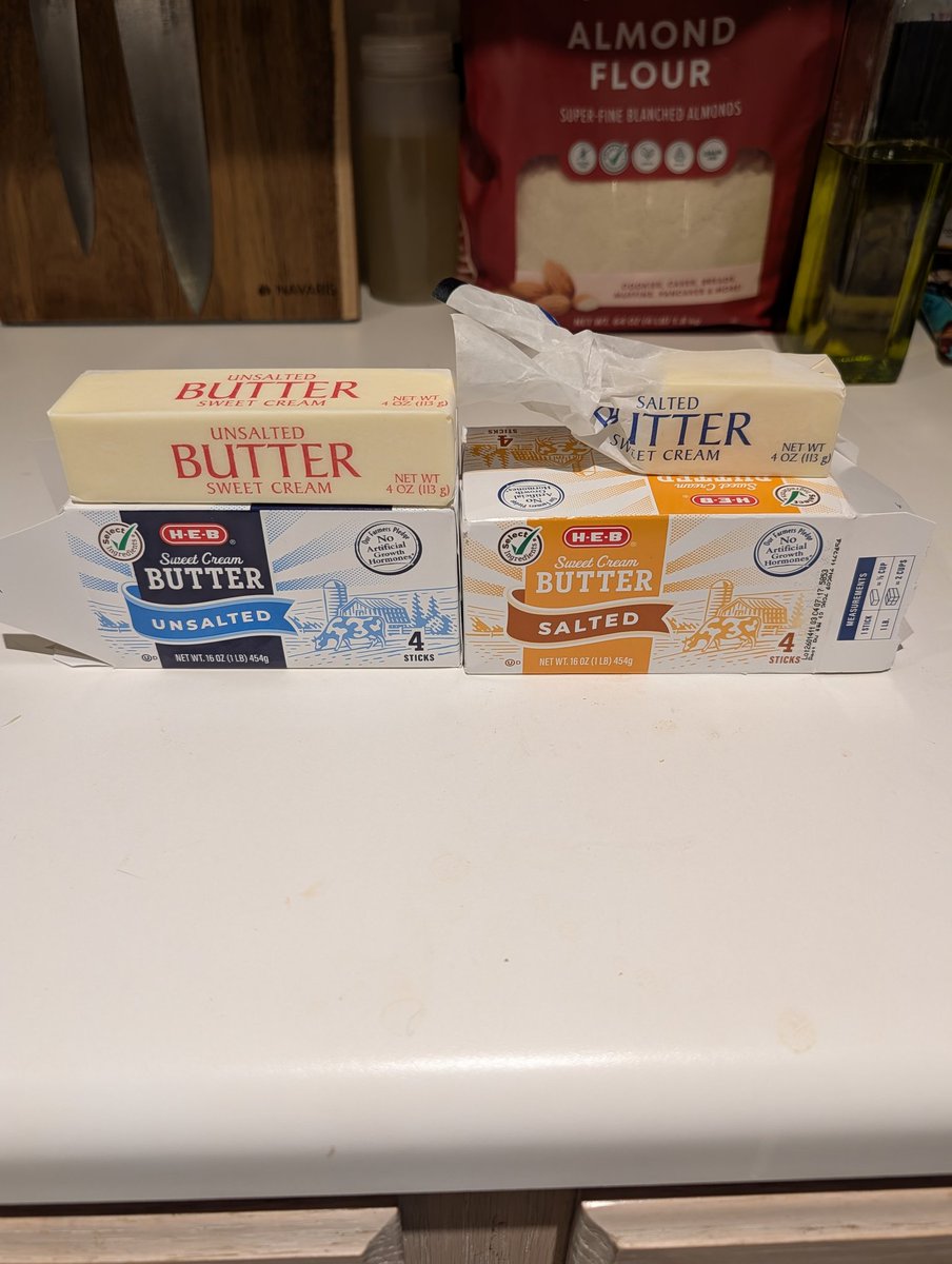 Dakota Thompson tweet media