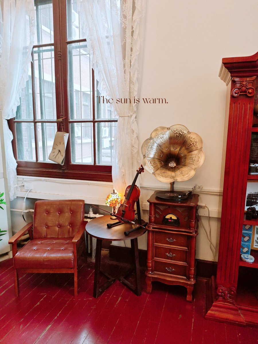 June Kuiper tweet media