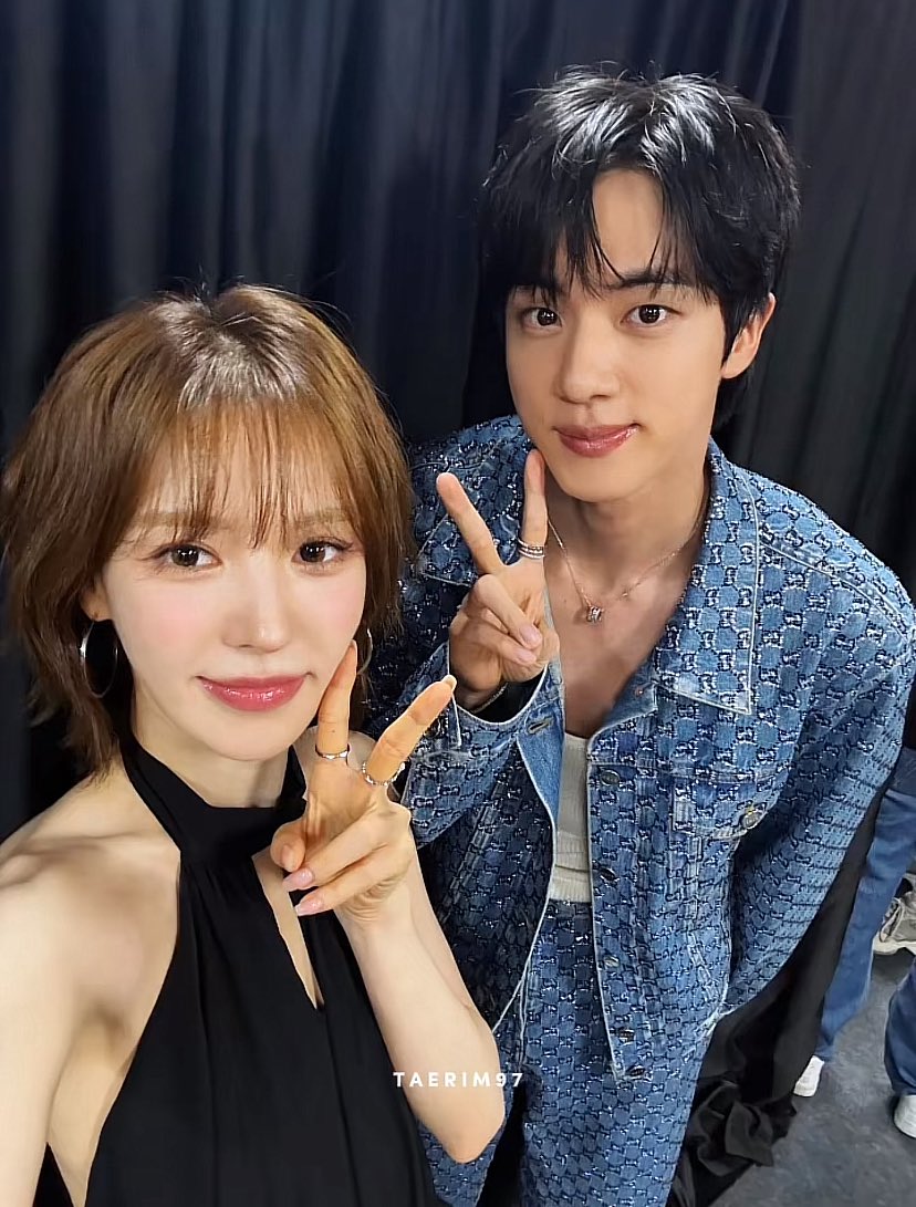 𝐇🐈‍⬛ tweet media