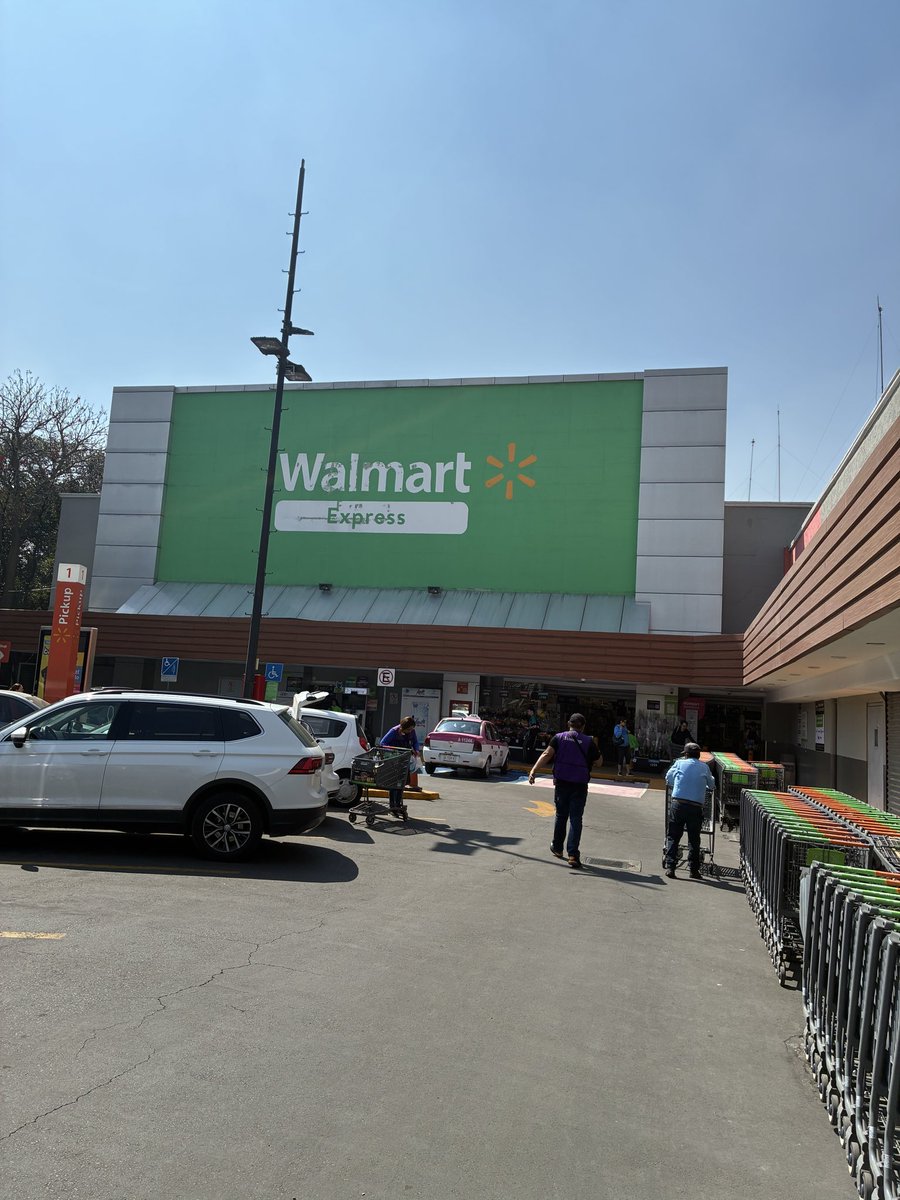 Alejandro tweet media