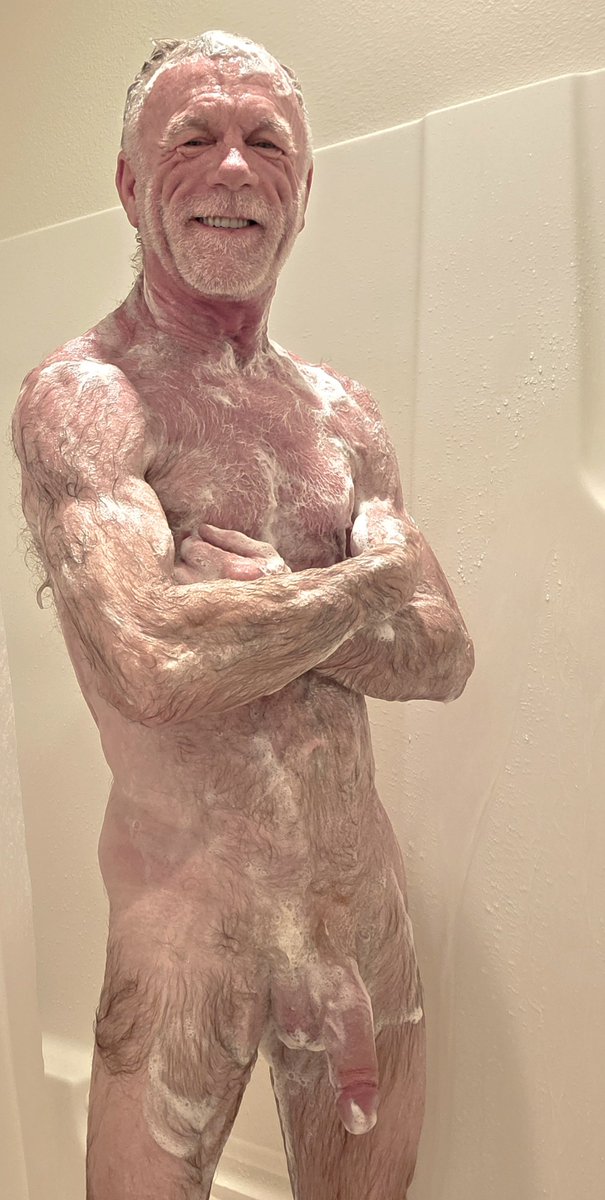 Daddy Plow tweet media