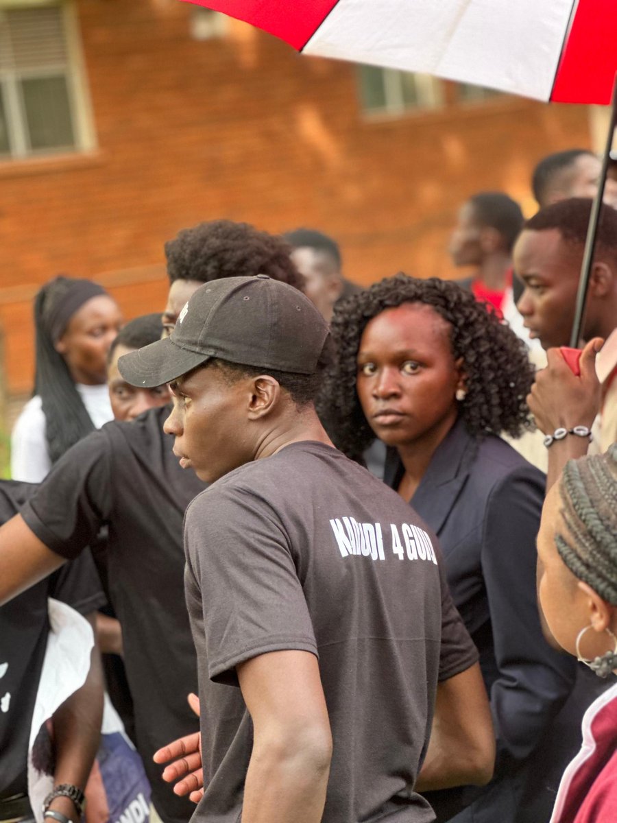 kadondigracious's tweet image. We all saw the injustice. 
The system is broken, and we shall not obey. 
The time is now. 
#NoCuddles