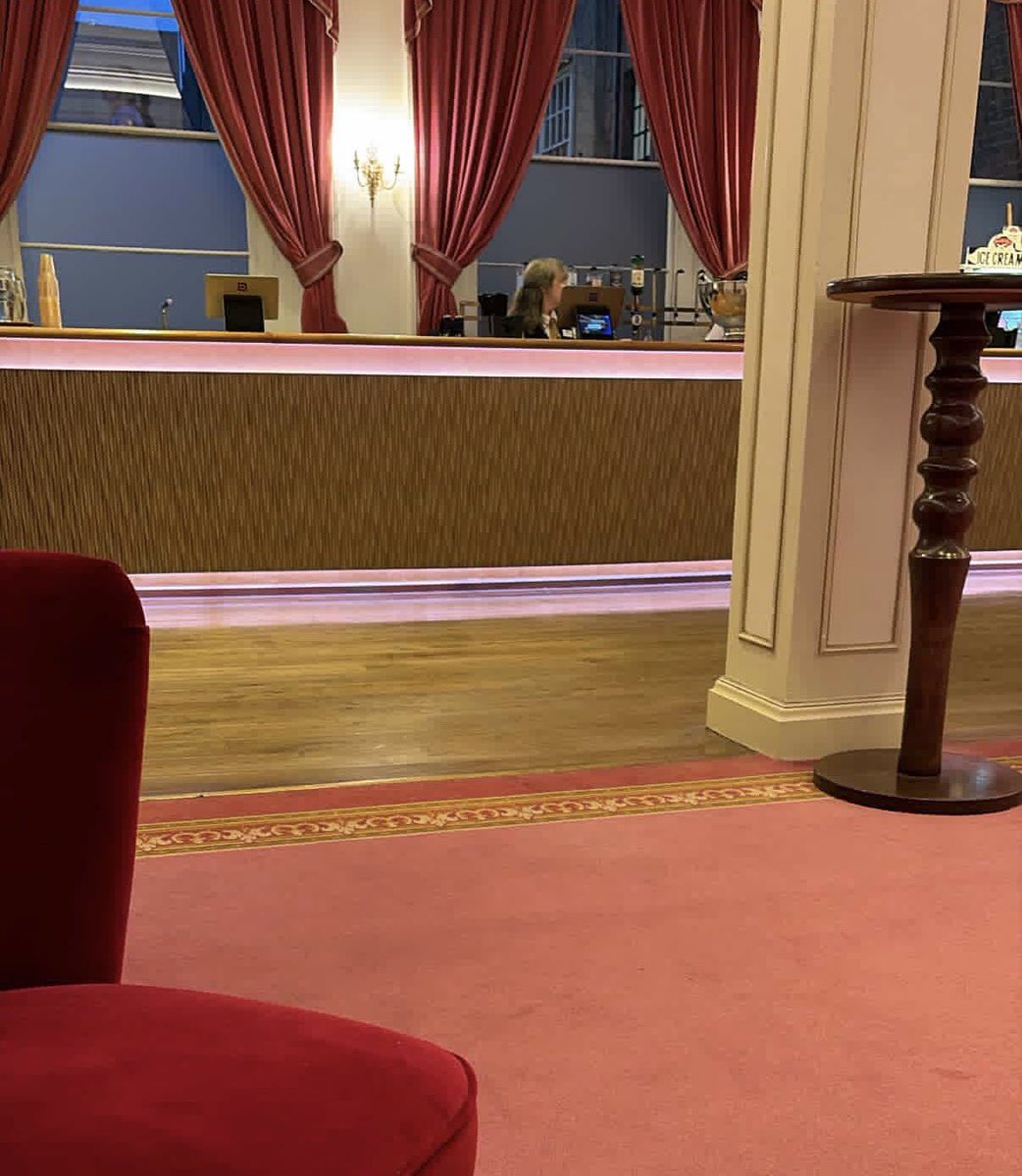 lauren🪿 tweet media