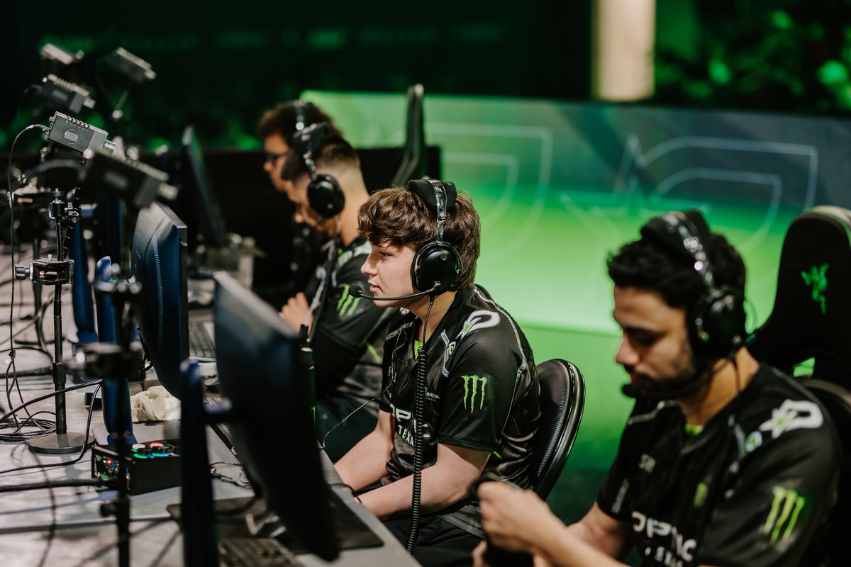 Breaking Point tweet media