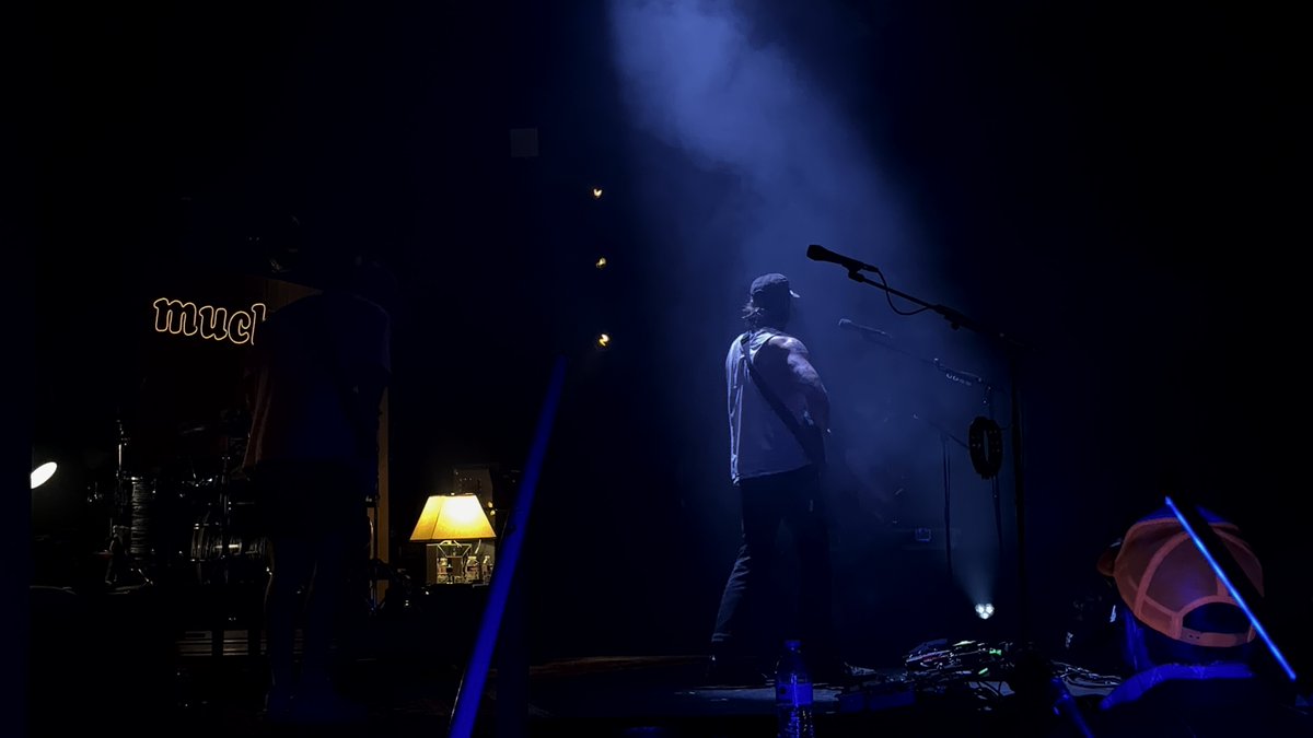 Microwave tweet media