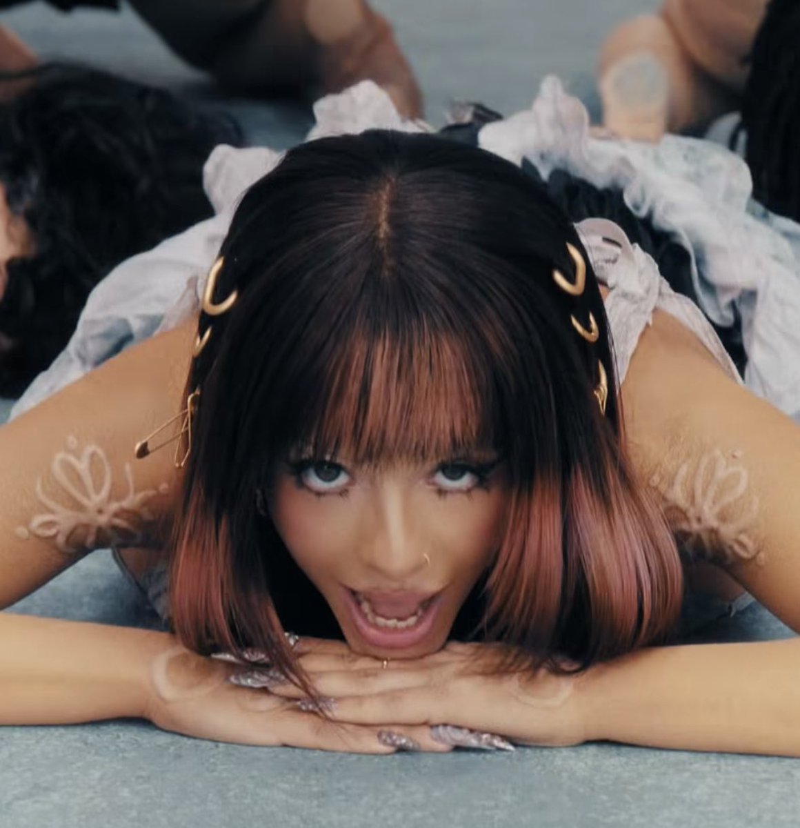 Tomii 🕯️ tweet media