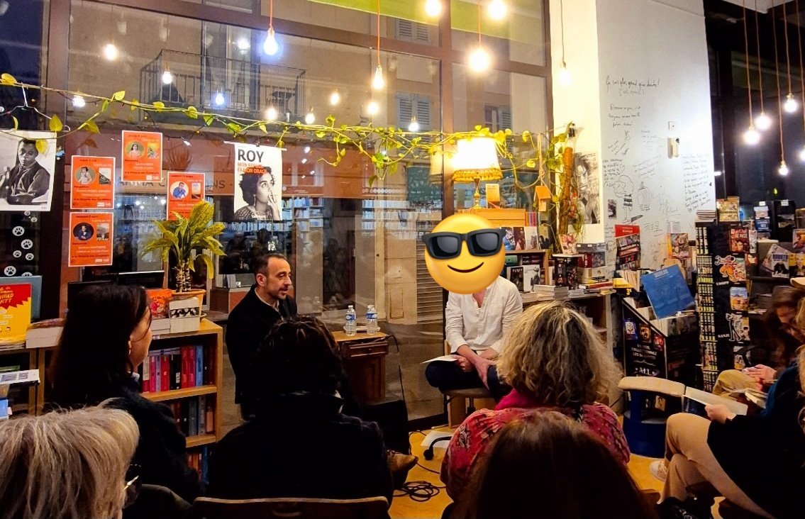 ermite2917's tweet image. Rencontre littéraire avec Jérôme Ferrari pour son #livre "Très brève théorie de l'enfer". Il ressemble à ses livres : exigeant, précis, presque austère. Profond. À la fois acteur et spectateur du monde. 
#VendrediLecture