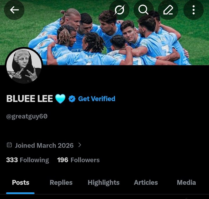 BLUEE LEE 🩵 tweet media