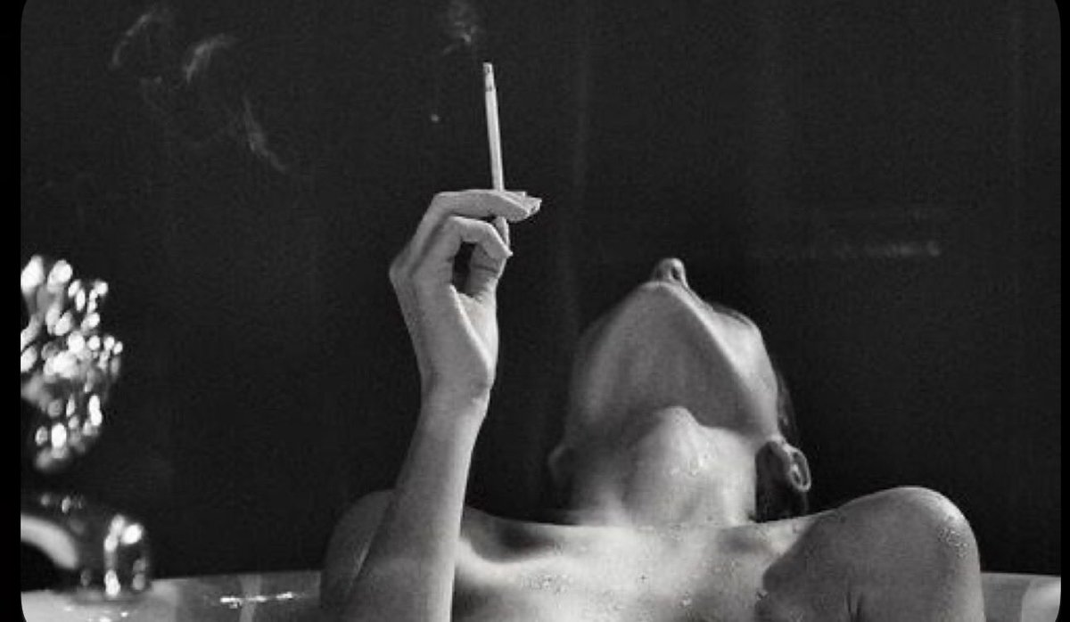 ₁₀₀₁₄₁ tweet media