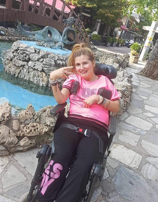 well-meaning tweet media