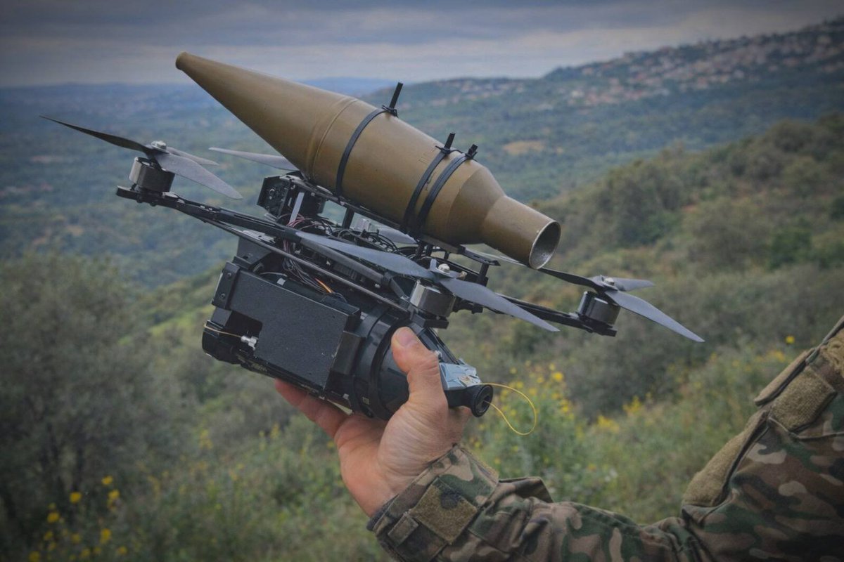 Modern warfare. 

4kg FPV drone vs 80.000kg Merkava.

$2.000 vs $5.000.000.