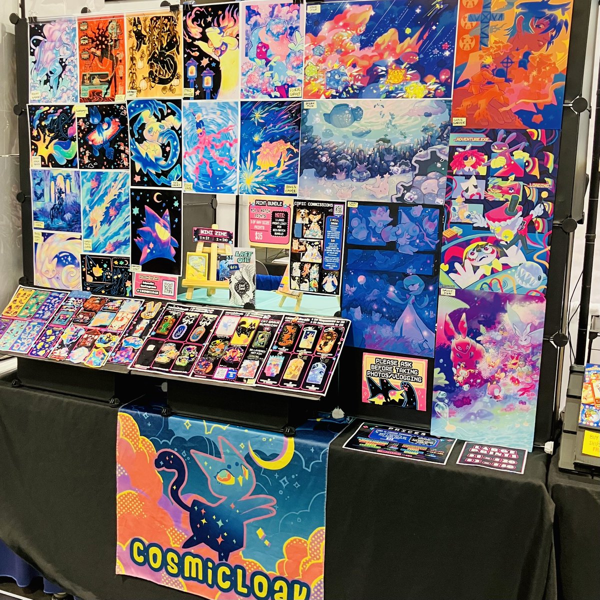cosmicloak's tweet photo. here @wondercon table c26
by pillar c18 - got some new trigun prints and new og keychains

#wondercon #trigun #pokemon https://t.co/74tNRrW5yH