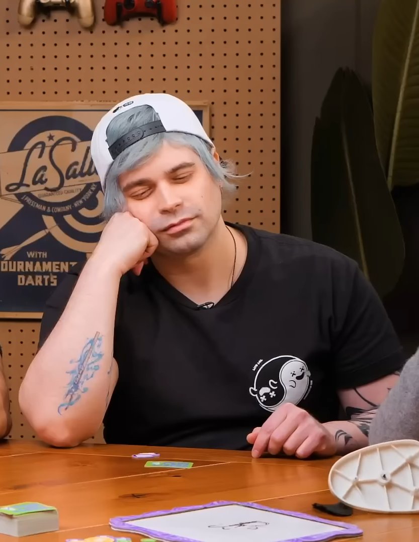 Daily Damien Haas tweet media