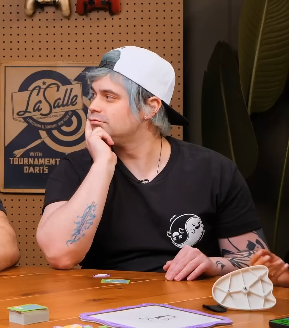 Daily Damien Haas tweet media