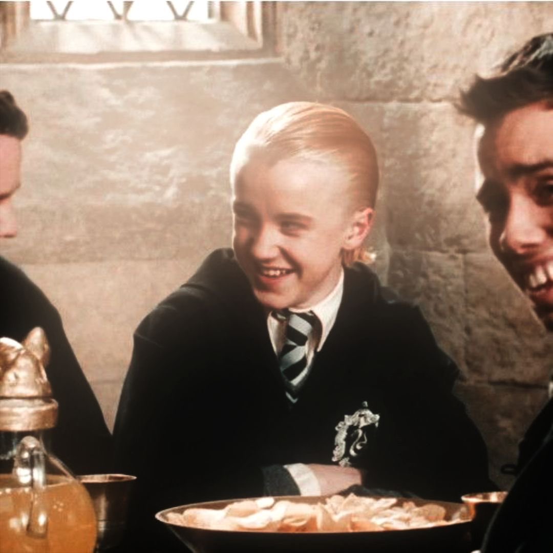 lavínia. ⚡︎ tweet media