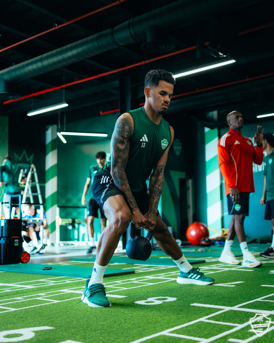 النادي الأهلي السعودي tweet media