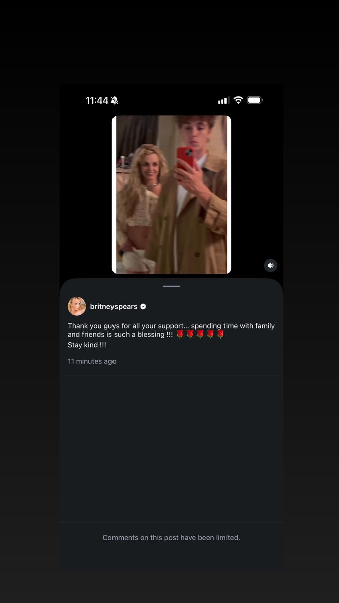 A Britney Nerd 🤓 tweet media